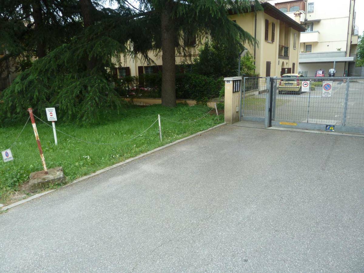 Ferienwohnung Il Giardinetto - Smart Working - Airport - Private Parking - Private Garden - Ducati - Philip Morris Bologna Exterior foto