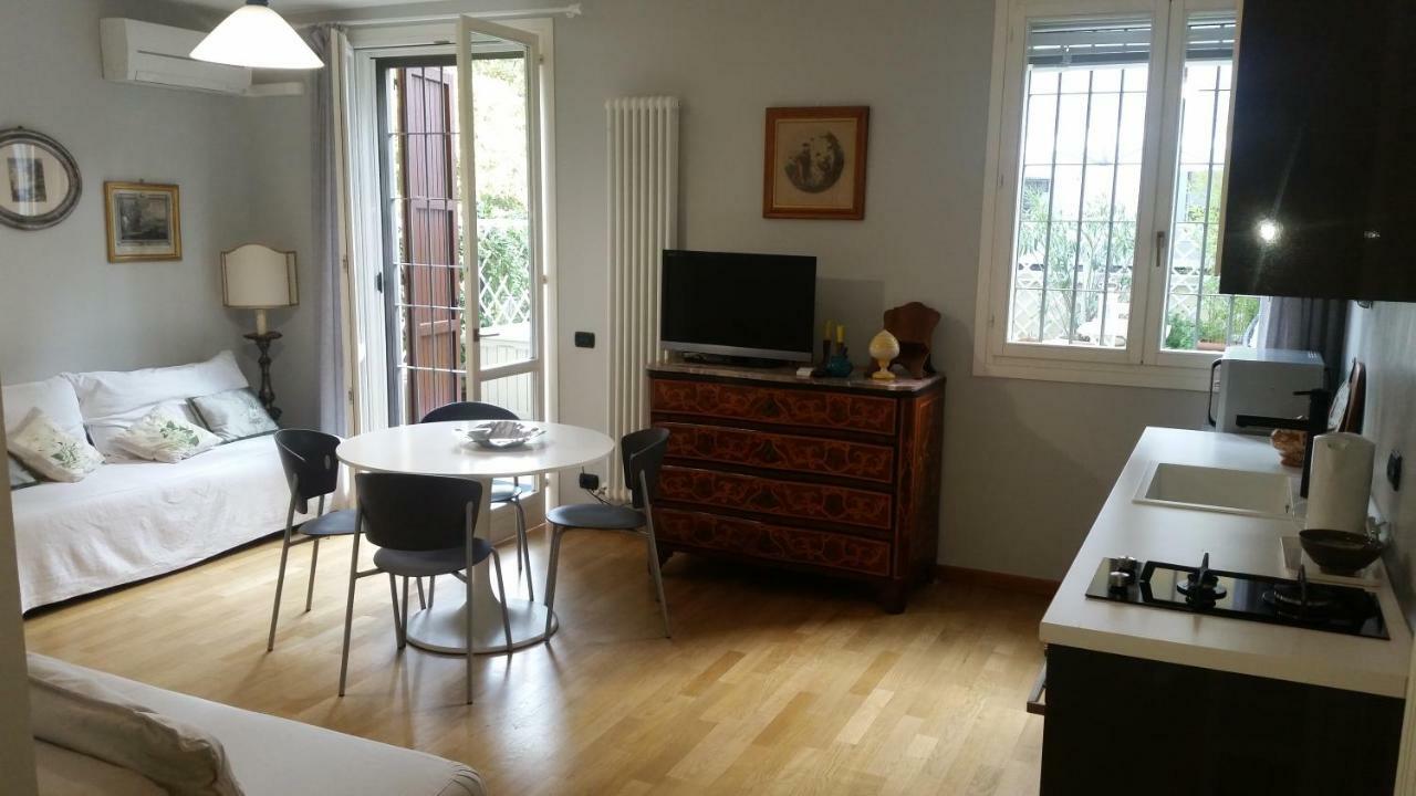 Ferienwohnung Il Giardinetto - Smart Working - Airport - Private Parking - Private Garden - Ducati - Philip Morris Bologna Exterior foto